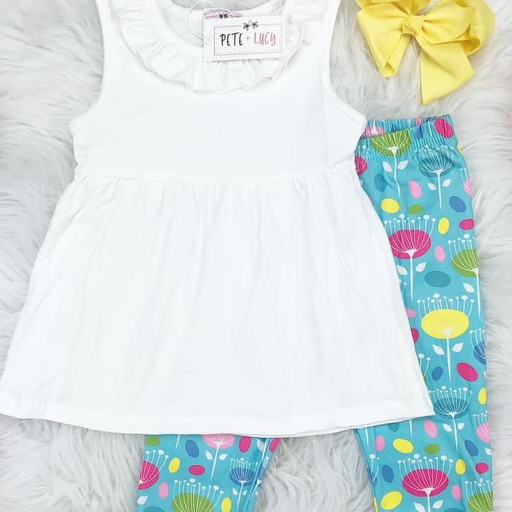 Pete and Lucy Dandelion Fun capris set